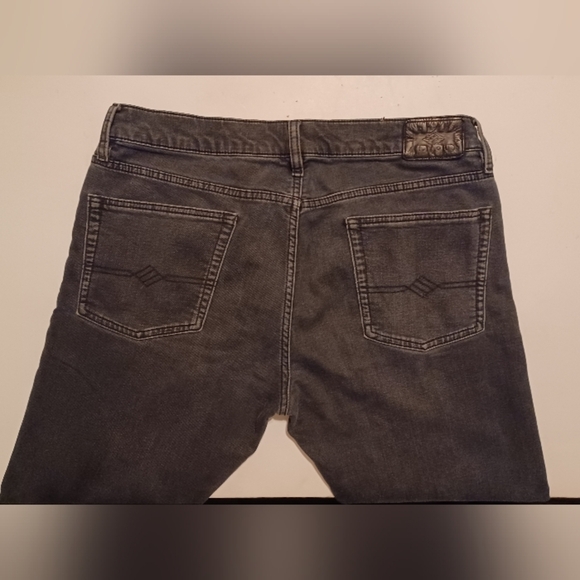 A Joseph Abboud Slim Fit Black Jeans - Picture 6 of 14